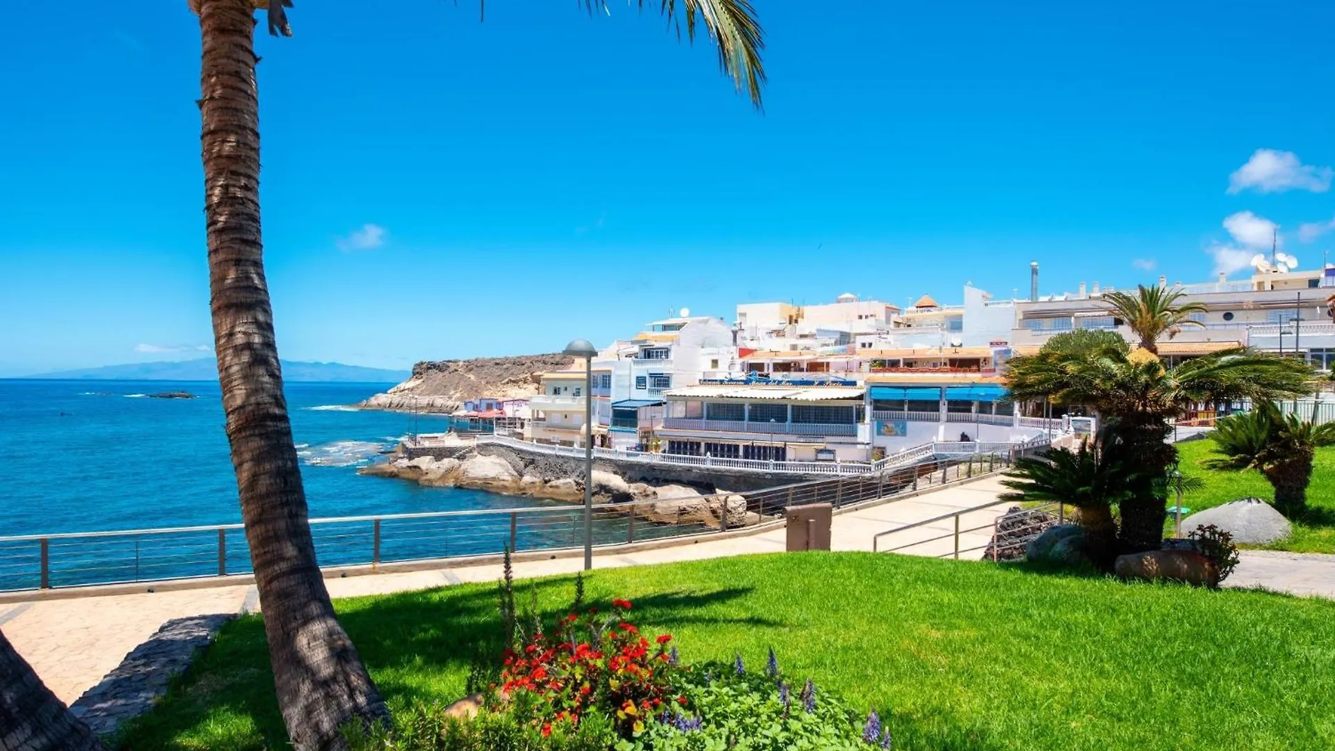 Amazing Apartment In Las Americas Playa de las Américas